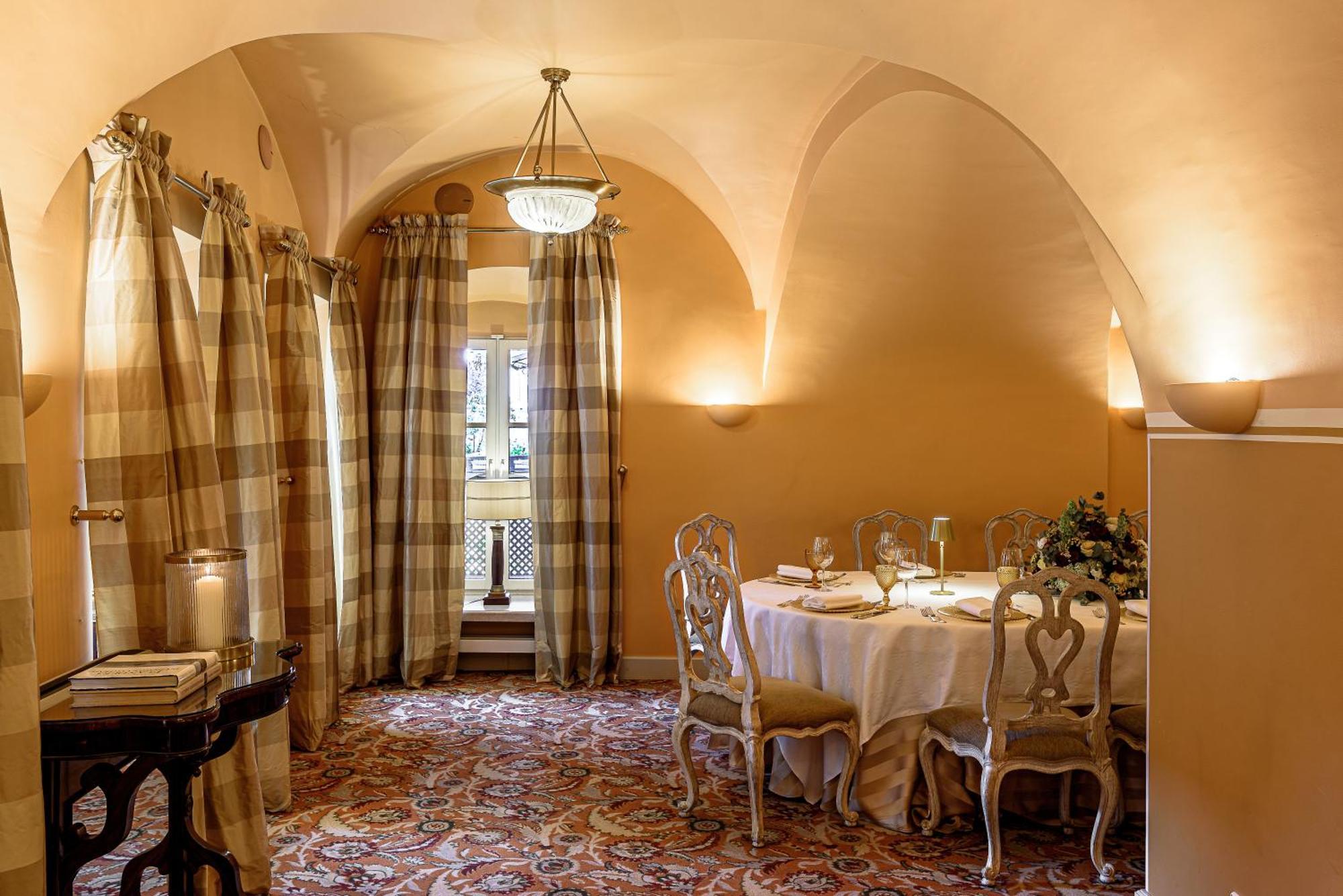 Narutis - Small Luxury Of The World Wilna