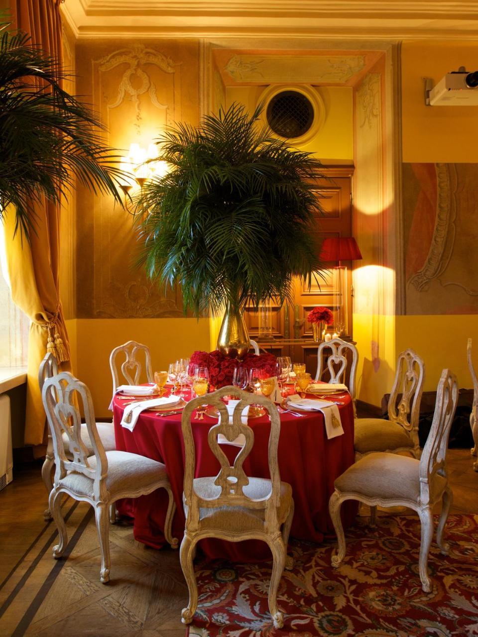 Narutis - Small Luxury Of The World Wilna